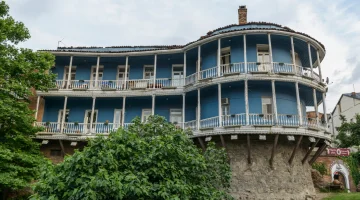 Где пожить наедине с природой и без соседей