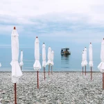 Где можно жить с видом на море за разумные деньги